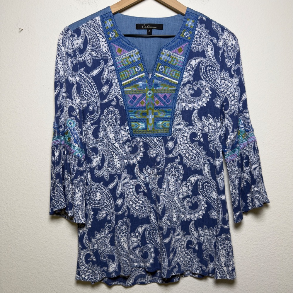 Caleesa Women Tunic Top Small Blue Paisley Embroidered V-Neck Lagenlook‎ Artsy